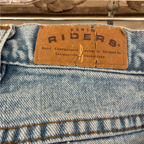 Riders High Waisted Straight Leg Jeans - Picture 4 of 12